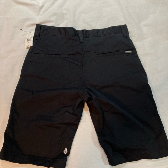 Men’s Volcom V-Monty Shorts size 28, + Volcom T-shirt, size small, New! - Picture 8 of 9